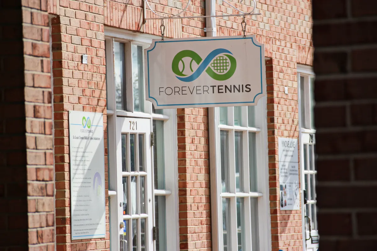 Forever Tennis storefront